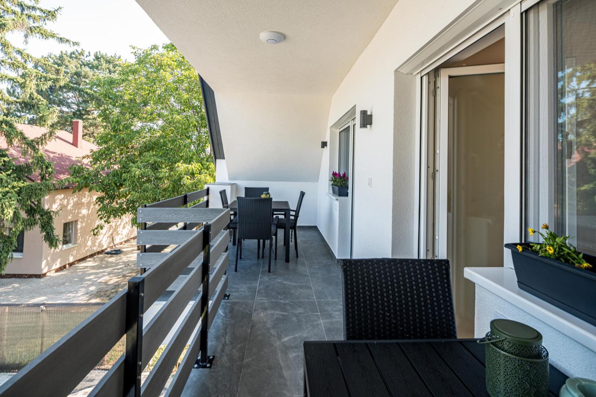 شيوفوك Balatonic Lime Apartmanhaz المظهر الخارجي الصورة
